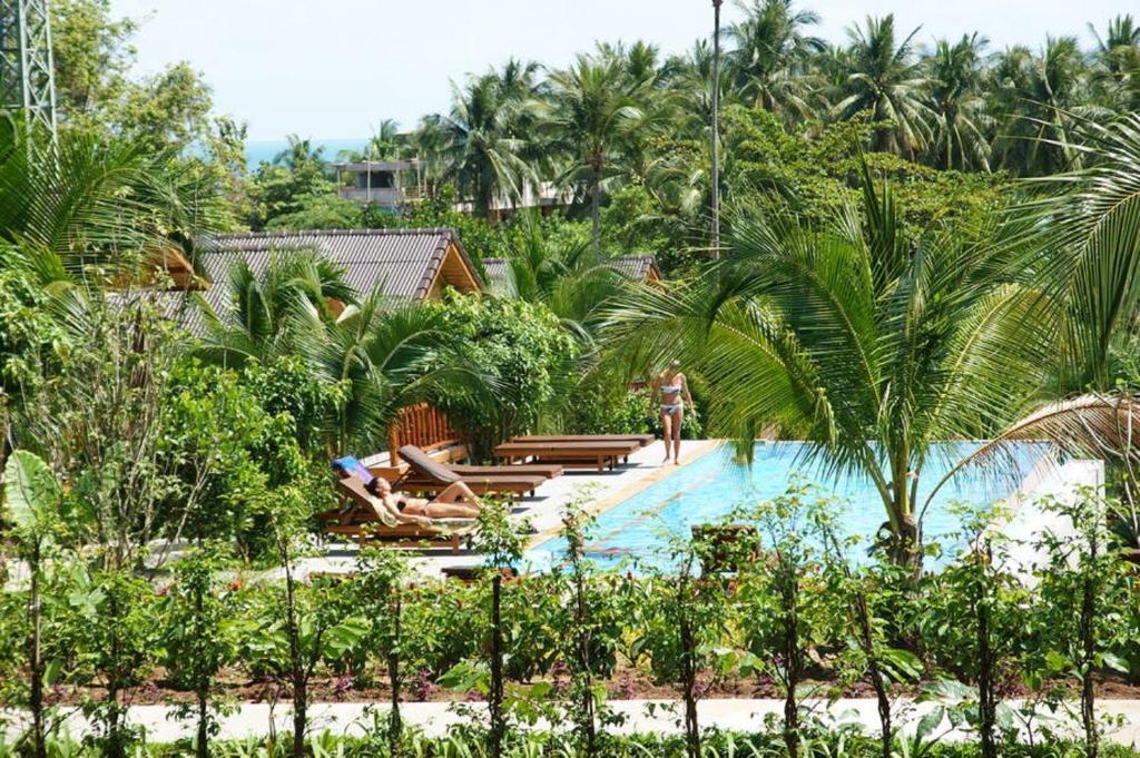 The Fisherman'S Chalet Natien Beach  Exterior photo