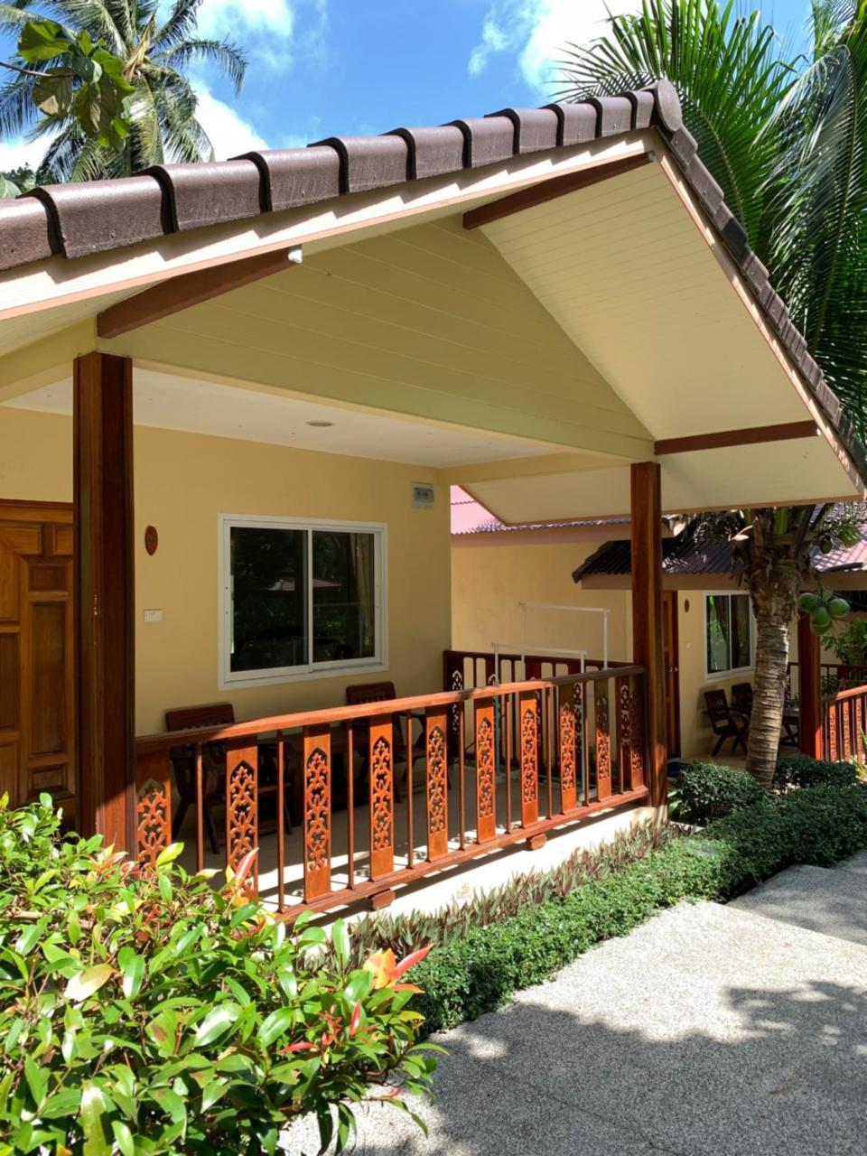The Fisherman'S Chalet Natien Beach  Exterior photo